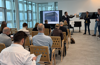 Vortrag für TeilnehmerInnen im Speicherraum in Hall